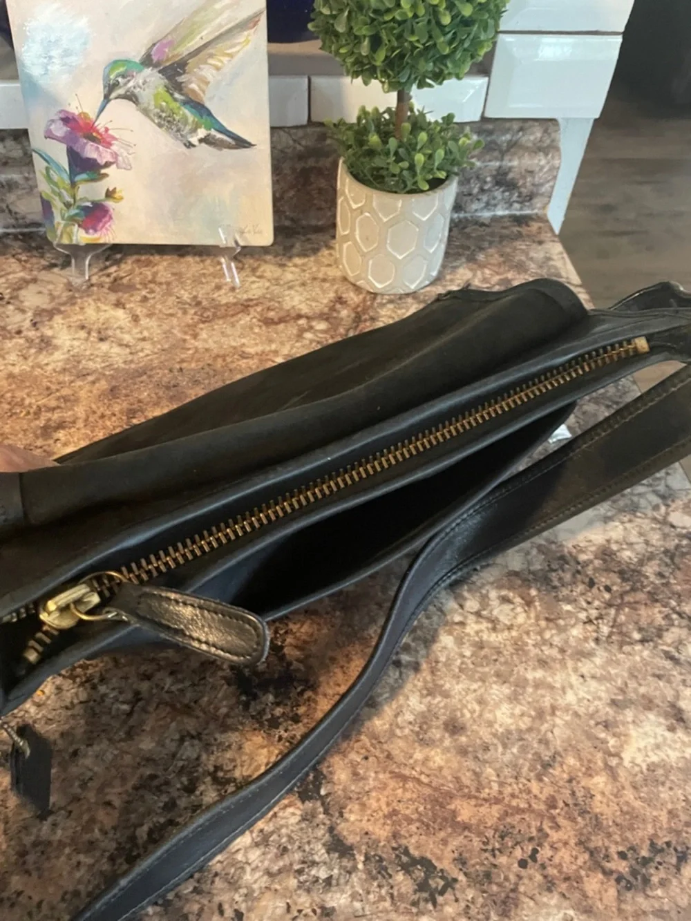 Vintage Coach 9951 Black Leather Crossbody Bag - Picture 6 of 11